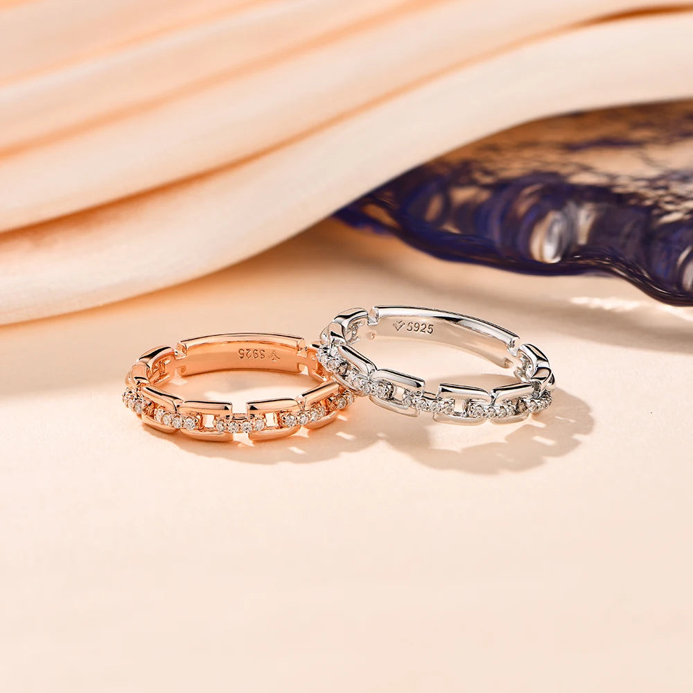 RoseAura Moissanite Ring