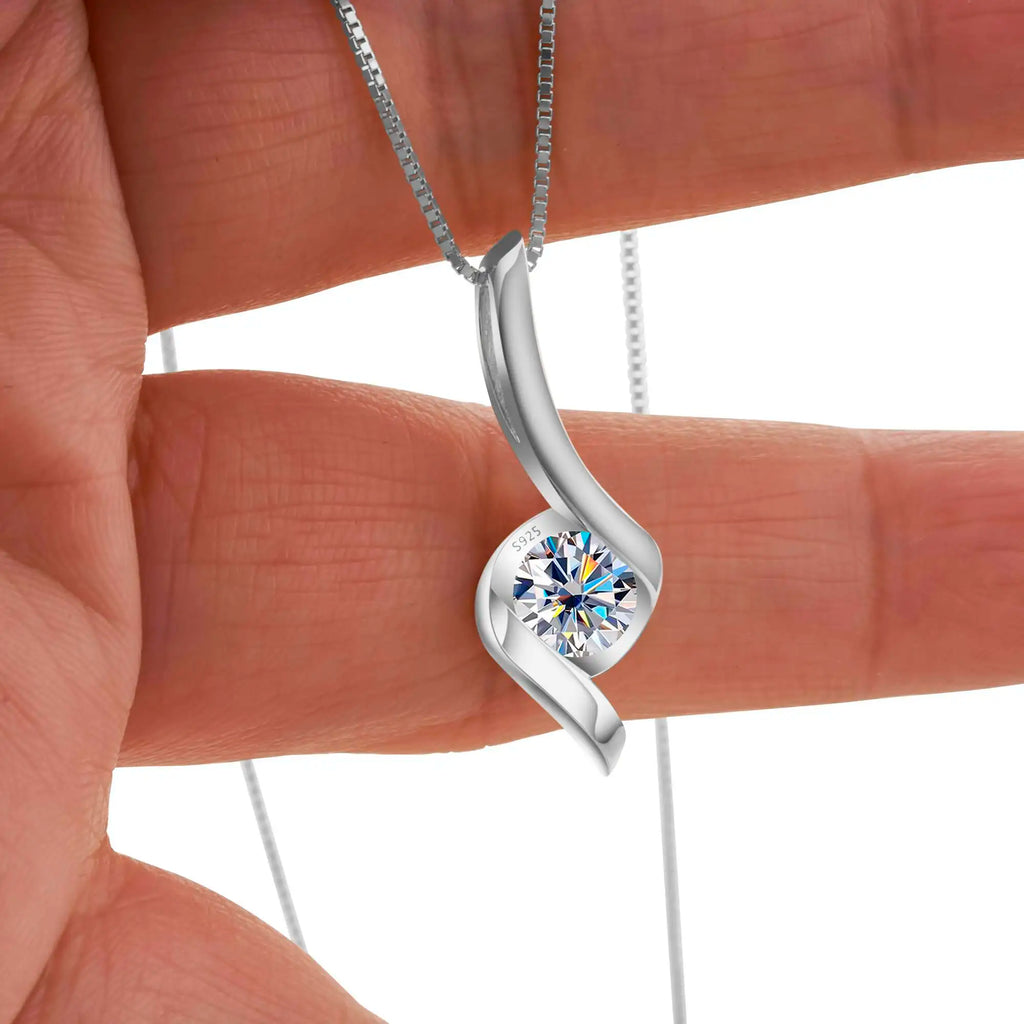 Luna Diamond Necklace