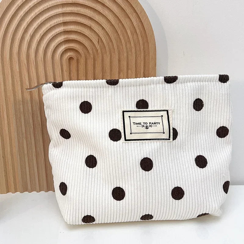 Aesthetic Makeup Pouch – Travel Cosmetic Bag 💄