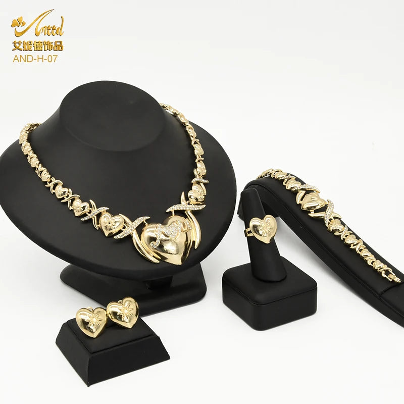 Golden Majesty Jewelry Set